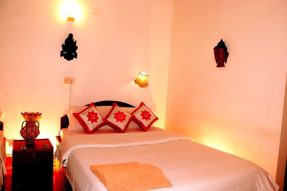 Hotel Hermitage Sauraha Exterior foto